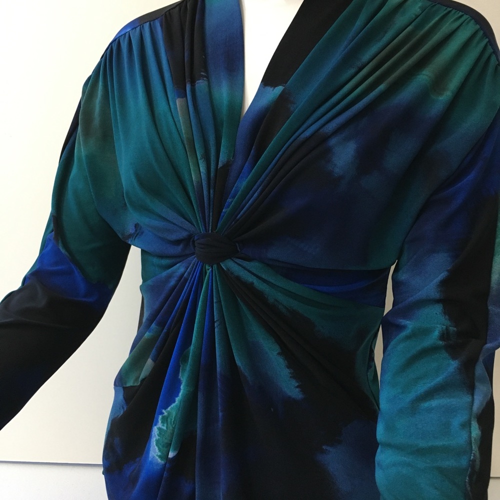Tres Jolie Elegant Blouse - Size S